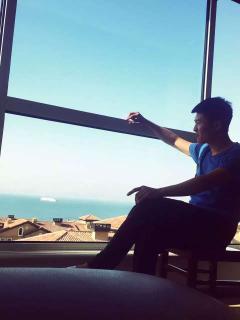 吃瓜群众吃皮裤视频播放