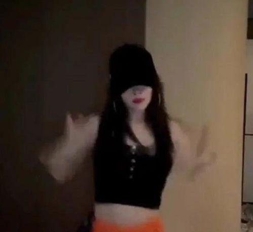 吃瓜群众吃皮裤视频播放