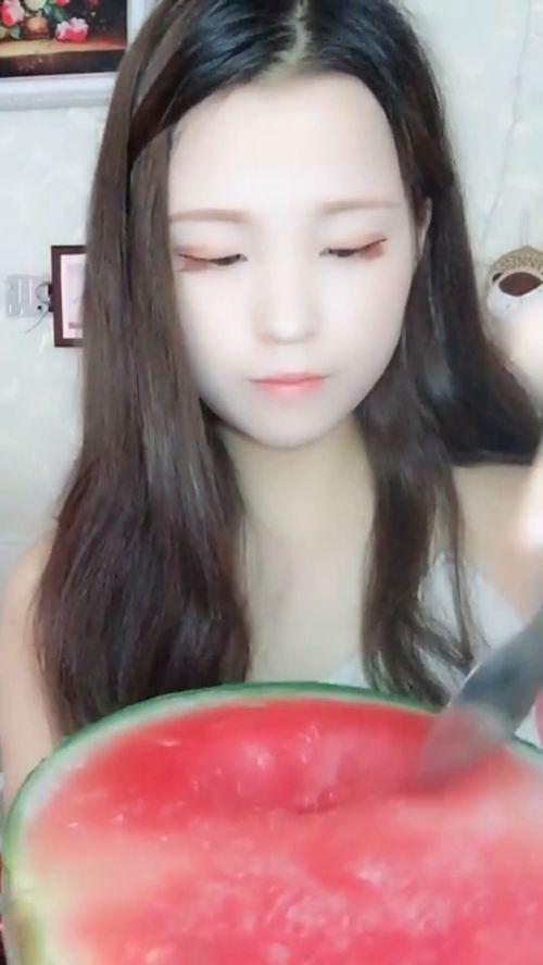 瓜姐冷吃,探寻地道川味小吃背后的故事与魅力