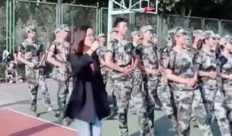 军训吃瓜视频最全观看,全方位揭秘军训生活趣味瞬间