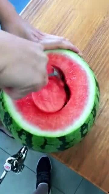 傻傻的吃瓜,揭秘娱乐圈那些不为人知的幕后故事