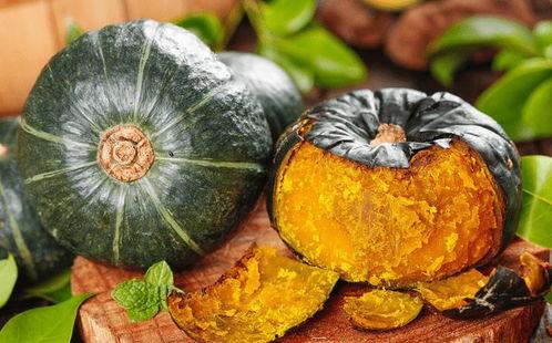 月亮姐街吃瓜,揭秘娱乐圈最新热点